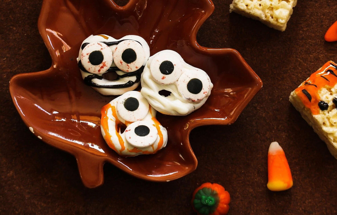 Fun Halloween Treat: Yummy Pretzel Mummies