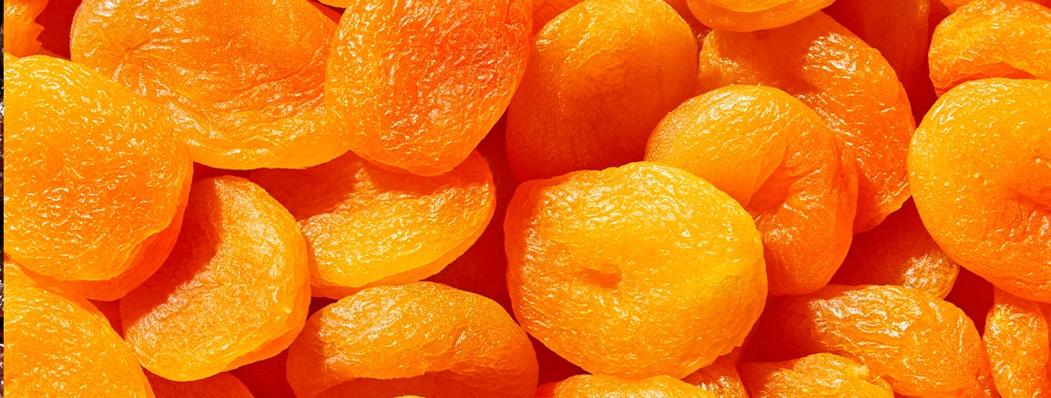 Probiotic fruit snacks: dried apricots with added probiotics and no added sugar, ideal for gut health and immune support.